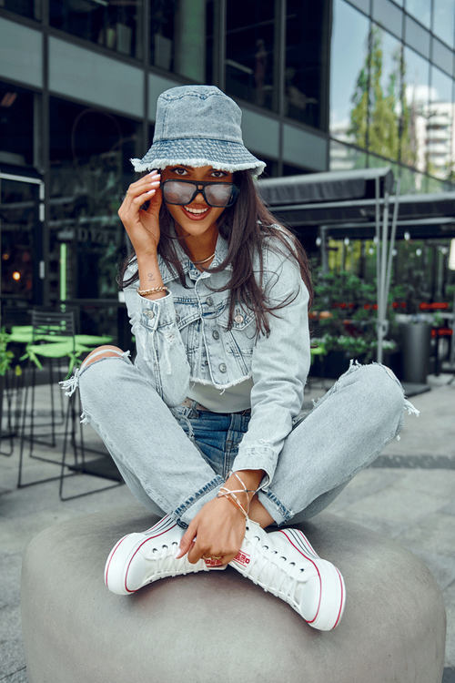 Dámske tenisky s vysokým materiálom na bielej platforme Big Star LL274185