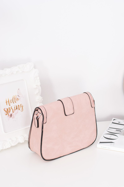 Elegantný poštár žien