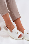 Dámské kožené sandály s ozdobou Vinceza 66757 bílé
