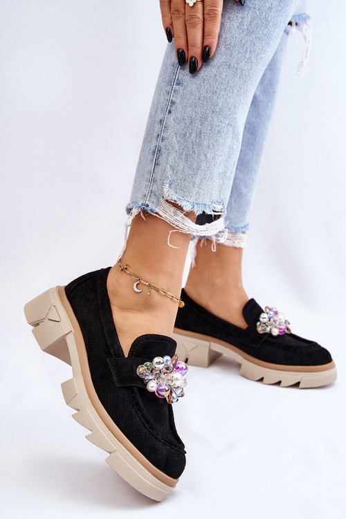 Dámske mokasíny s čiernymi dekoráciami ISSAC