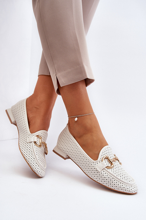 Dámské mokasíny na ploché podrážce s ozdobou bílé Iluvana