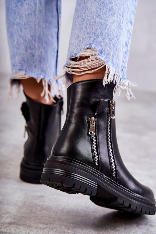 Dámske kožené topánky na čiernom zipsu Navarra
