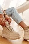 Pohodlné boty na platformě béžové Sanchio