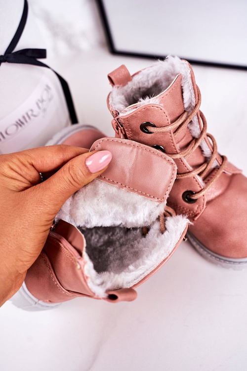 Detské topánky topánky izolované ružovou kožušinou