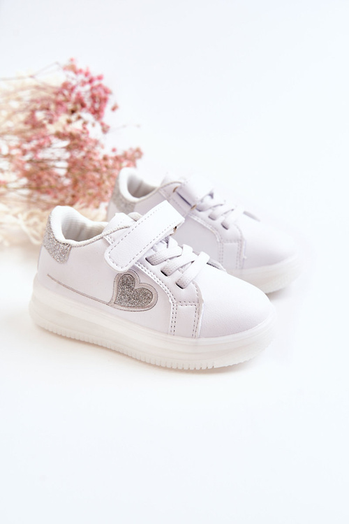 Dětské kožené sportovní boty na suchý zip bílý Baylene