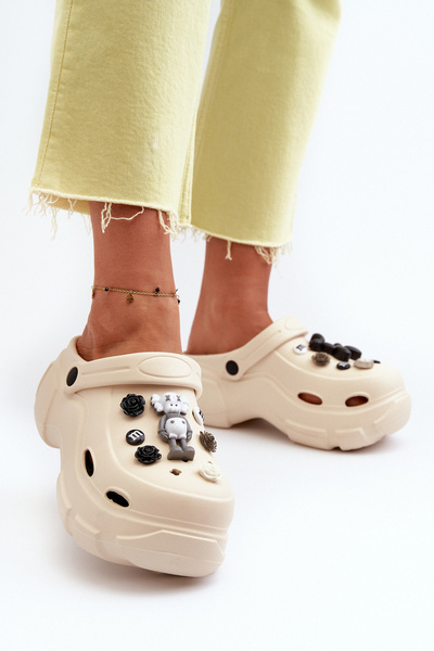 Pena Dámske Ľahké Papuče Na Masívnej Podrážke Bežové Matirra