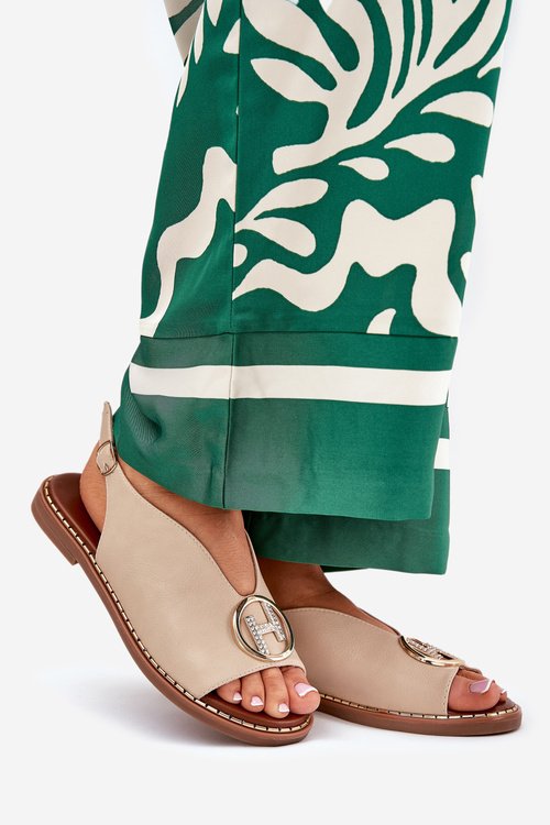 Ploché elegantné sandále s ozdobou béžové Iseliria