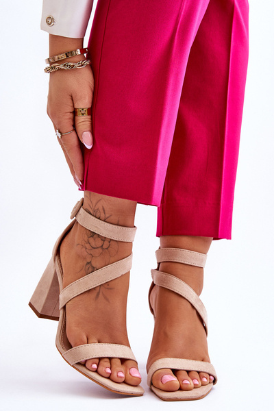 Ženské semišové podpätky sandále béžové pruhy