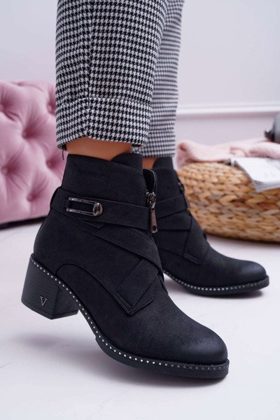 Dámske topánky na čiernom Blave Suede Post