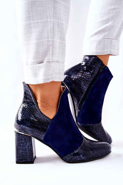 Dámske kožené topánky na pilierovom námorníckom modrej farbe a želania