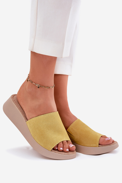 Dámské Zamszové Klapky Na Klínu Panto Fino Žluté RR267038