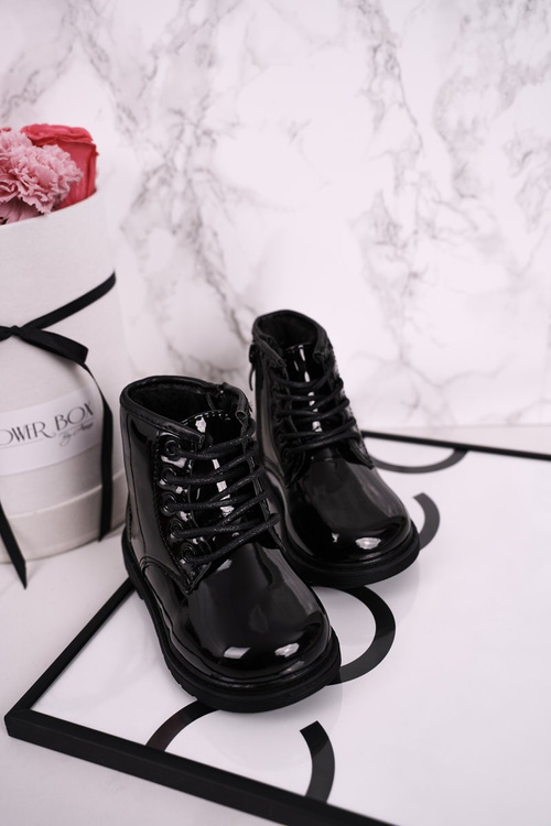 Dětské Boty Zateplené Se Zipem Lakovane Černé Ammy