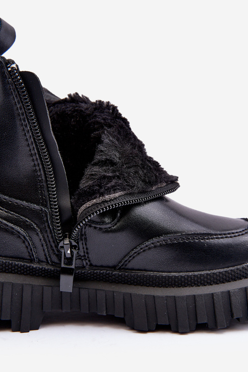 Detské topánky na posúvaní izolovanej čiernej Jolynn