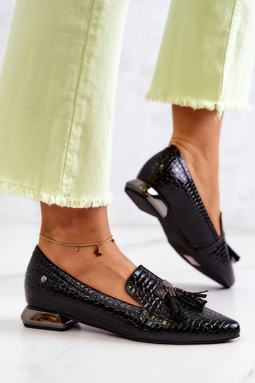 Lakované mokasíny krokodýlí vzor s třásněmi černým Pharell