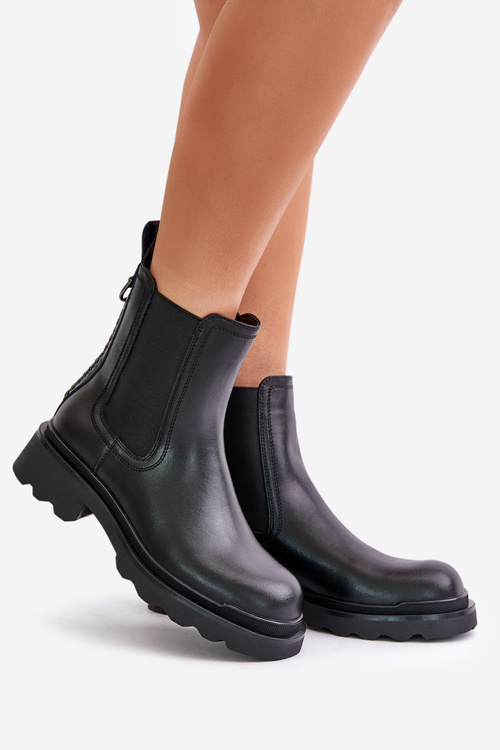 Kožené Čižmy S Dekoratívnym Reťazcom Zateplené D&A JC42-86 Čierne