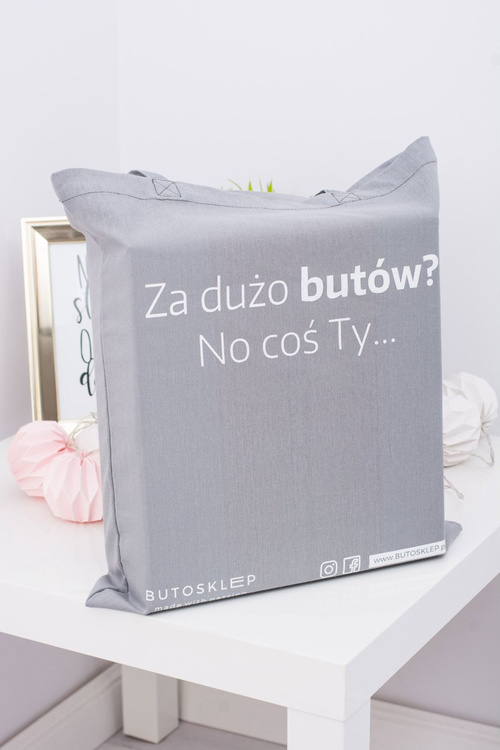 Šedá taška na plátno príliš veľa topánok