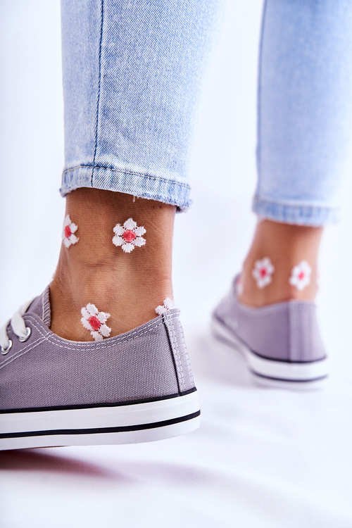 Dámske klasické sivé tenisky zviazané