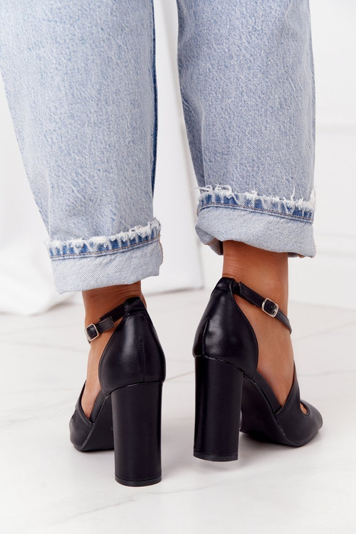 Elegantné sandále na čiernom Jemme Post