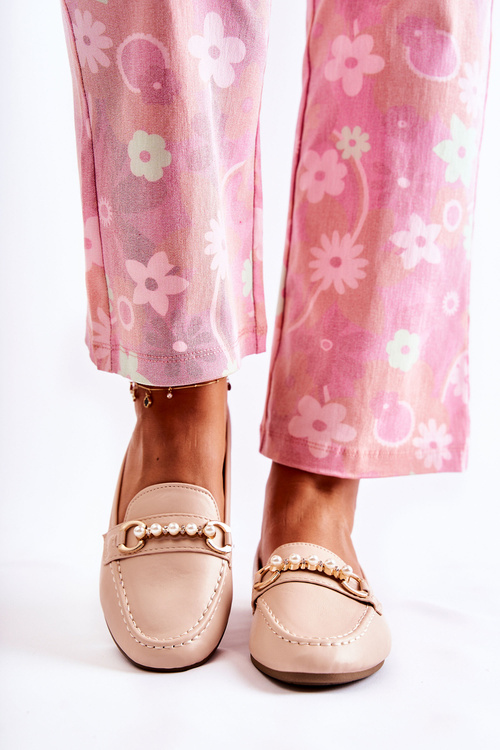 Dámské kožené mokasíny s ozdobnými perlami Béžová Sergia