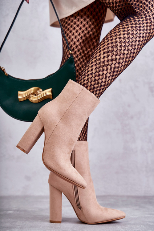 Elegantné semišové topánky na tmavo -veľkosť post ety