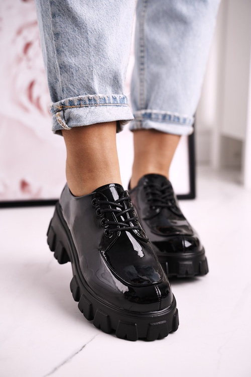 Dámské Pantofle Oxfordky Na Masivní Platformě S.Barski HX23 Lakovane Cerne