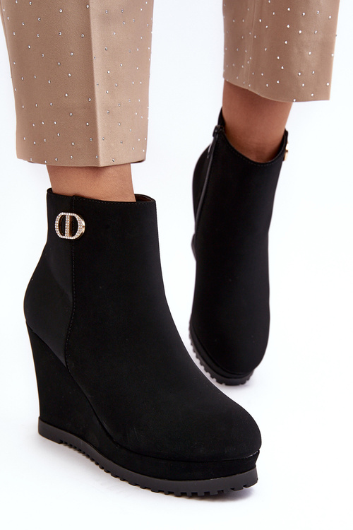 Ženské kliny s malou dekoráciou čierna Bertolina