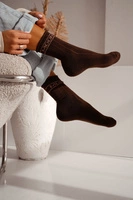 Odstíny hnědé a béžové