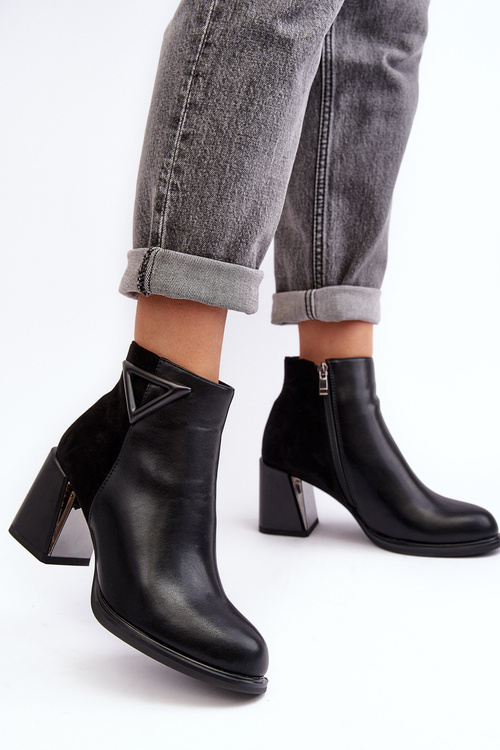 Kožené dámské boty na sloupku D&A CR8171 černé