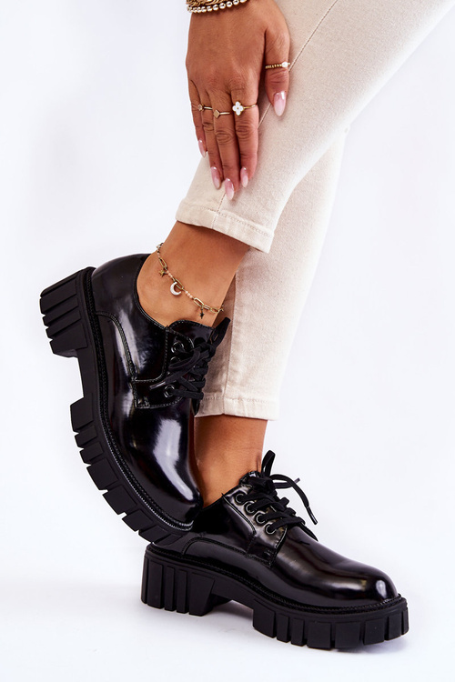 Módne lakované topánky la.fi 210013b-nl čierna