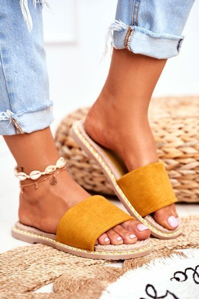 Dámske žabky Classic Suede Yellow Pozri sa na mňa