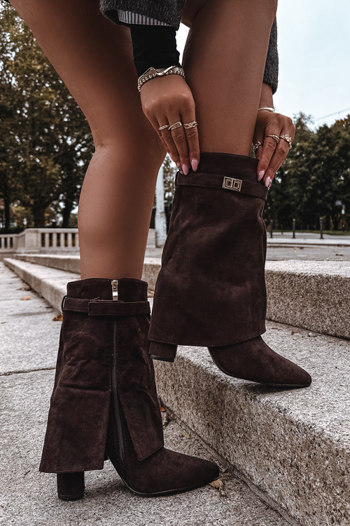 Zateplené dámske čižmy na podpätku s ozdobnou páskou čokoládové Luvielle