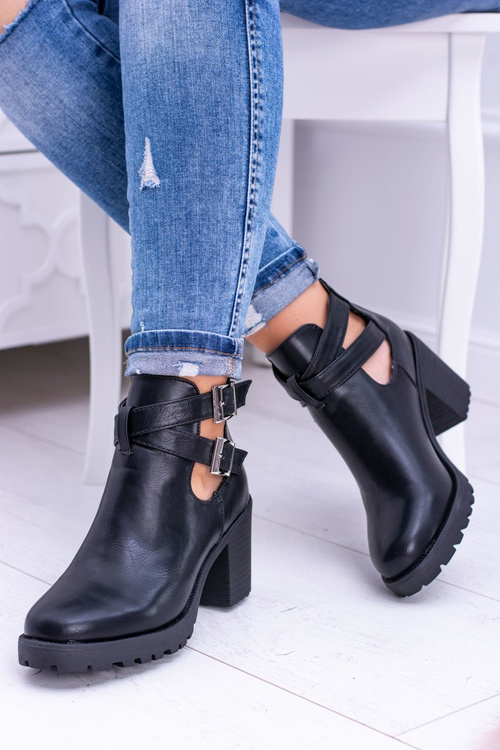 ČERNÉ KOTNÍKOVÉ BOTY Brooklyn