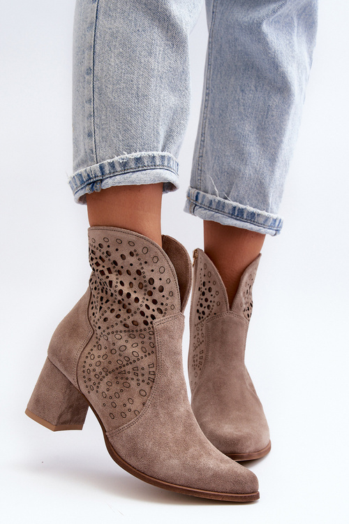 Dámské kozačky na podpatku z semiše béžové Zazoo 3166/P