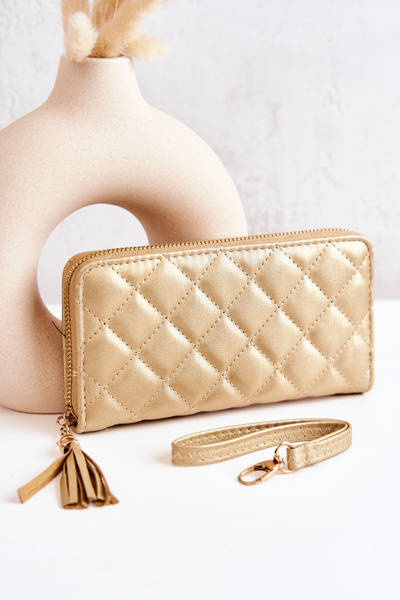 Veľká prešívaná peňaženka s lemovaným zlatým selley