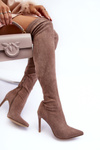 Semišové topánky nad kolenom na vysokej béžovej hlave caly