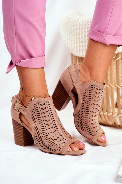 Dámské Jarní Boty Na Podpatku Semišové Béžové Beyond Us