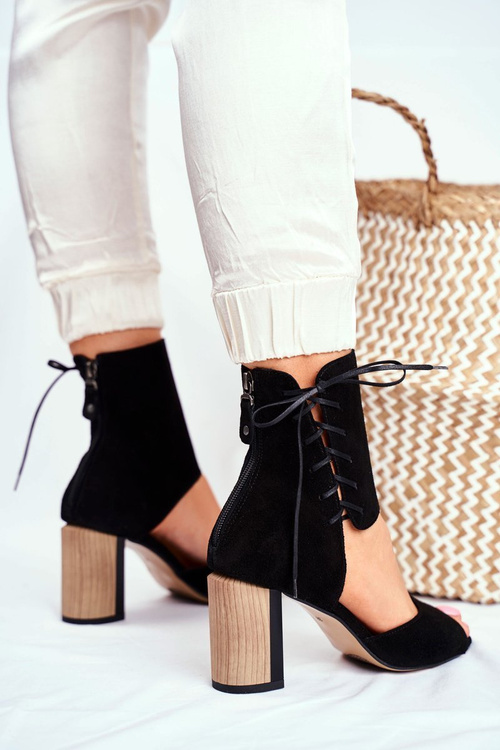 Dámské Sandaly na Klinu Maciejka černé 04122-01