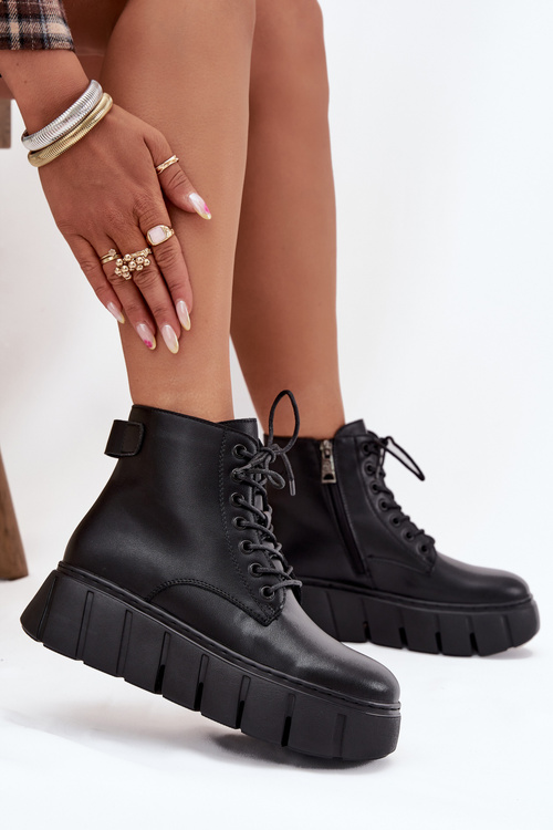 Kožené zateplené dámske čižmy na platforme Vinceza 66803 Čierne