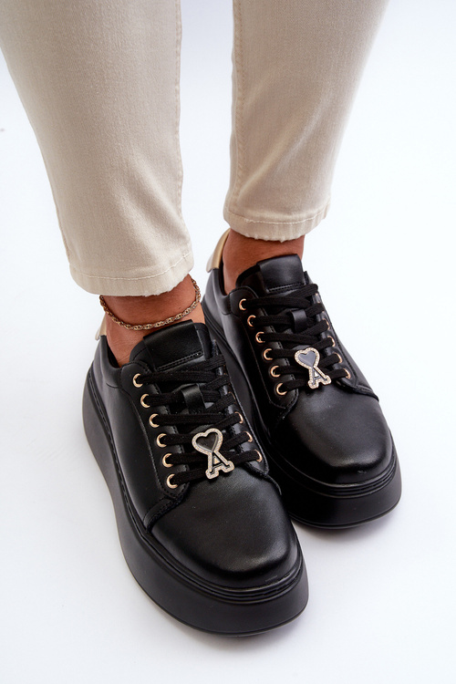 Dámské černé kožené tenisky na platformě od Vinceza 66700