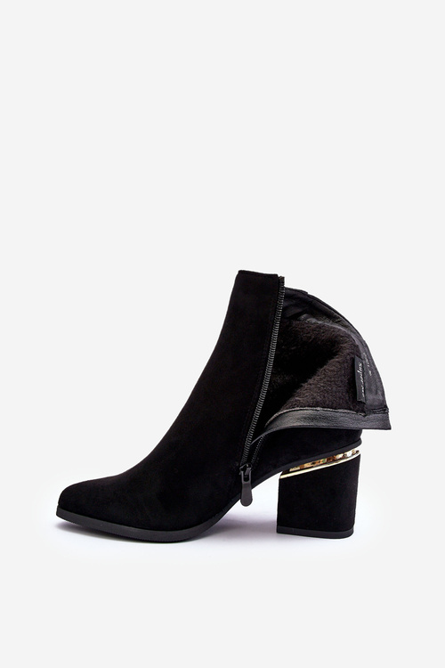 Semišové vysoké podpätky s šperkovou dekoráciou čierny jadirel