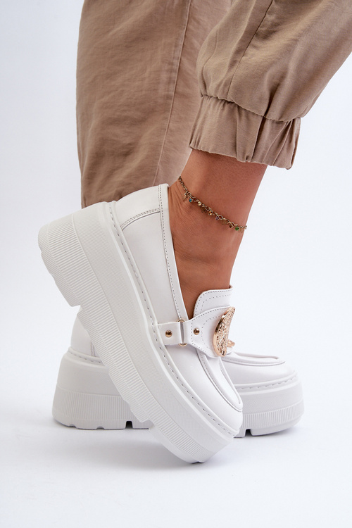 Zazoo 3458 Dámské Kožené Mokasíny S Ozdobou Bílé