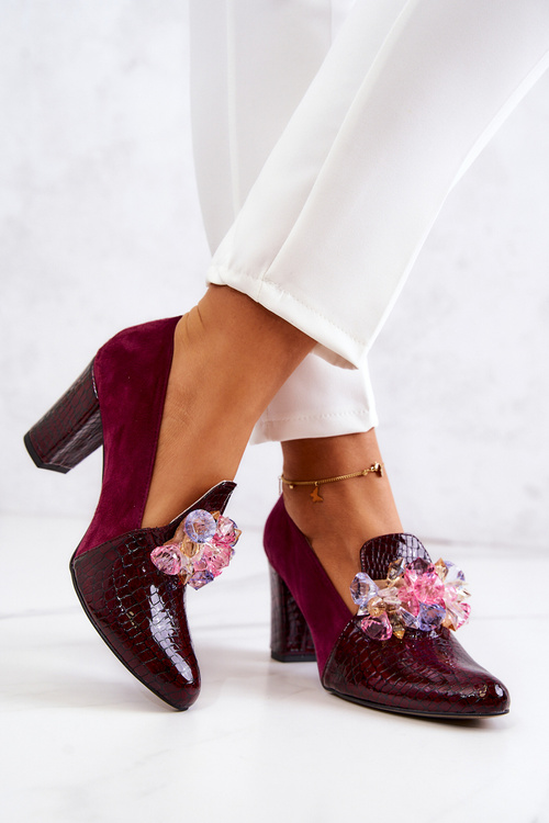 Suede Snake Pumps s dekoráciou Burgundia Mallory