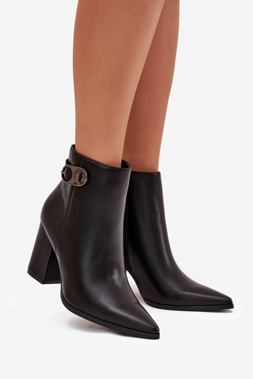 Dámske Čižmy Na Opätku S Ozdobným Detailom Čierne Tharina