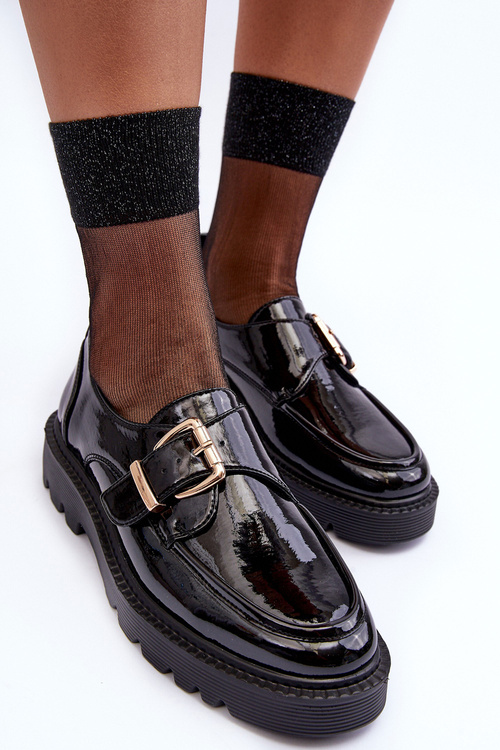 Lakované polobotky na plochém podpatku se sponou černé Meara