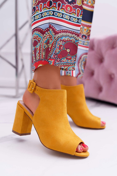 Dámské Sandály Na Podpatku Se Svrškem Peep Toe žluté Esta