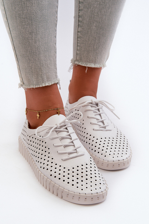 Dámske kožené tenisky s vyšívaným vzorom Biele Ilvima