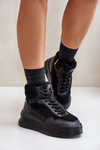 Dámské sneakersy na platformě s kožíškem typu beránek Lee Cooper LCJ-24-47-3145 Černé