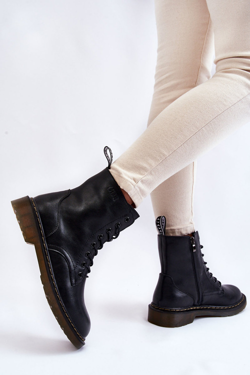 Dámske kožené topánky izolované na Goe II2N4060