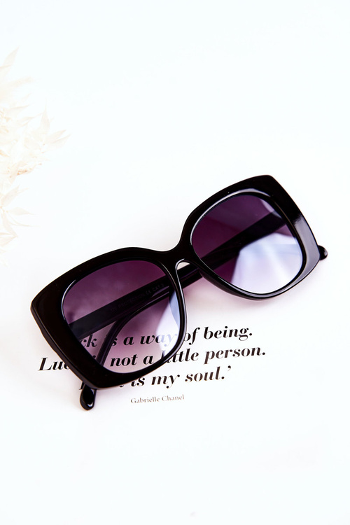 Módní sluneční brýle M2321 černá