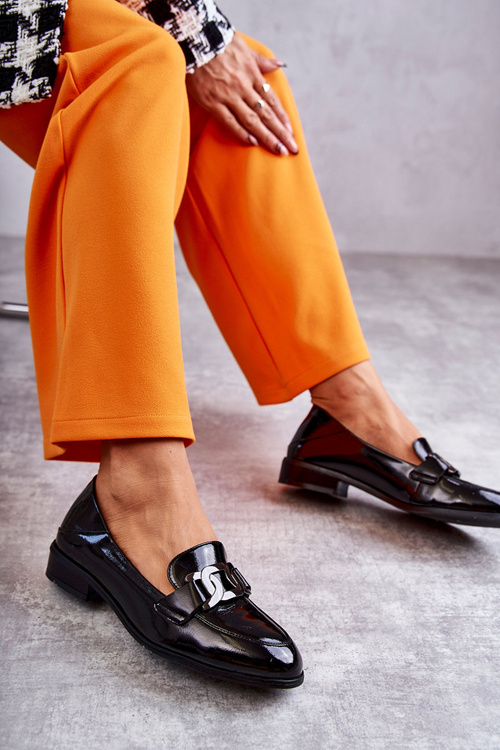Módne lakované topánky Loafer Black Trine